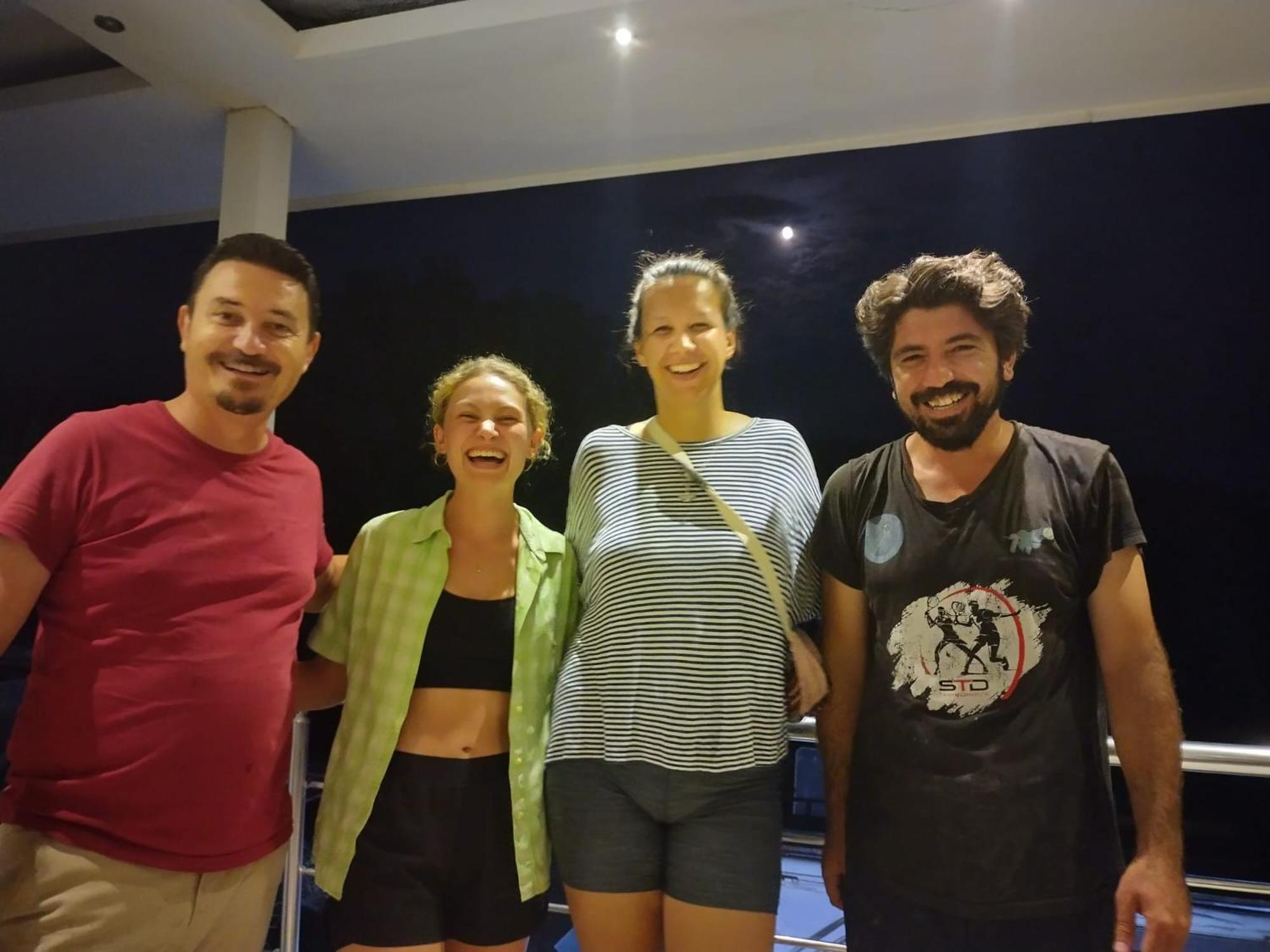 Hotel Guezelbahce Yemek Atoelyesi Smirne Esterno foto