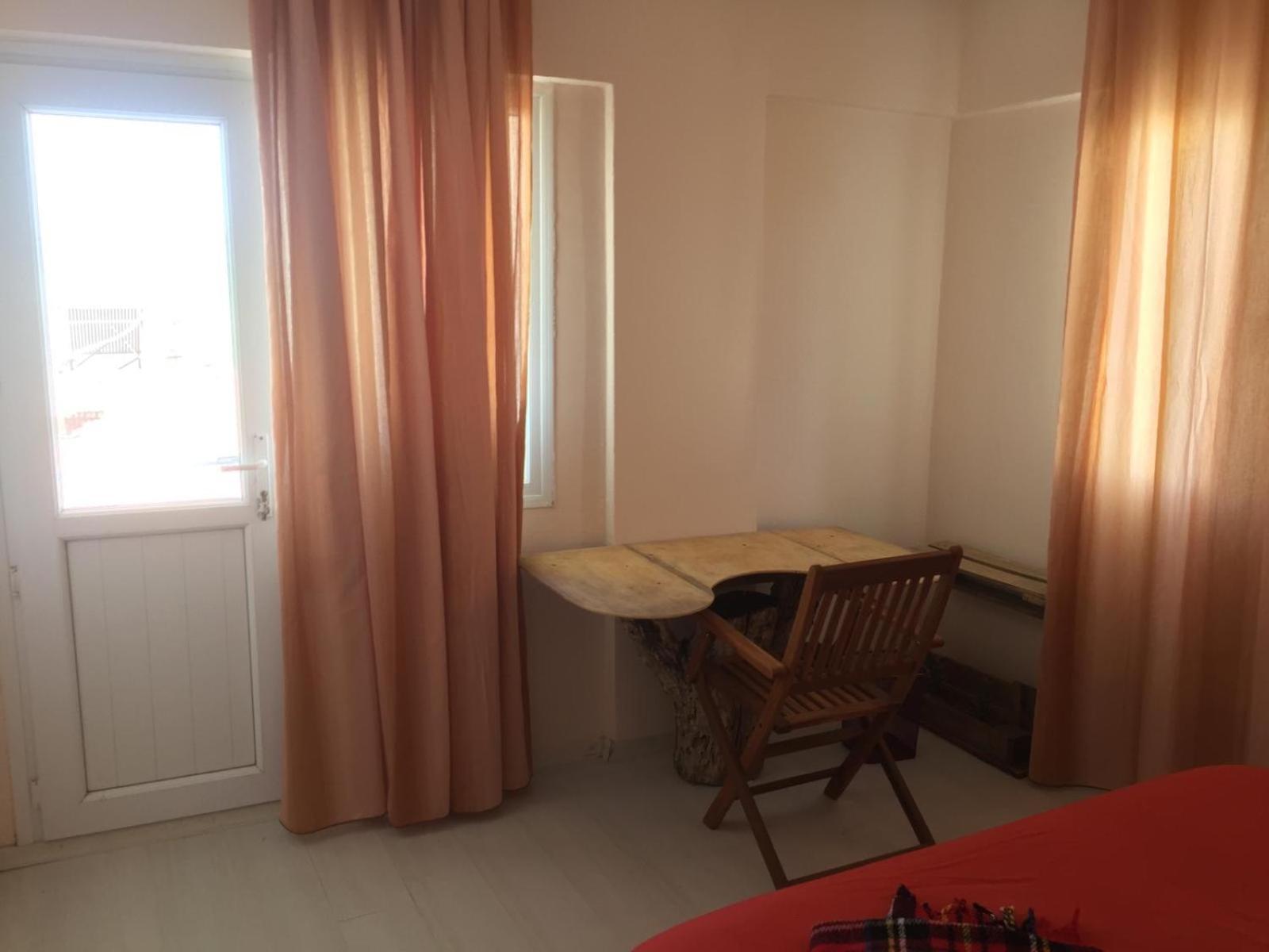 Hotel Guezelbahce Yemek Atoelyesi Smirne Esterno foto